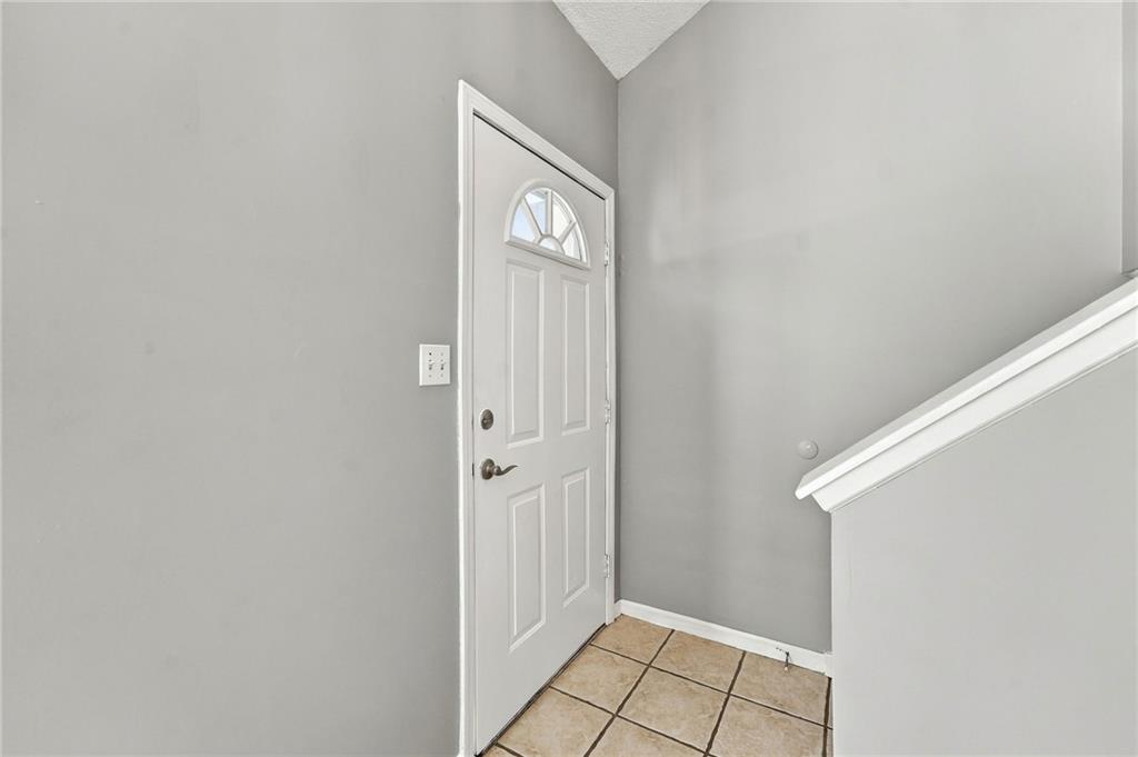 2108 Sw Sterling Drive Property Photo 3