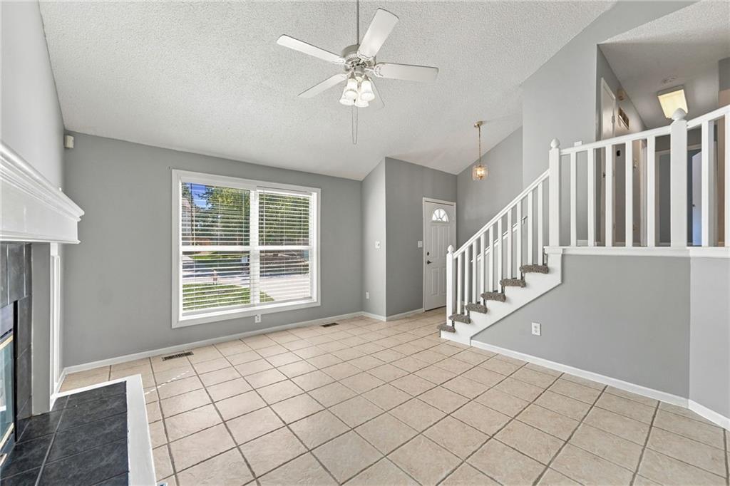 2108 Sw Sterling Drive Property Photo 6