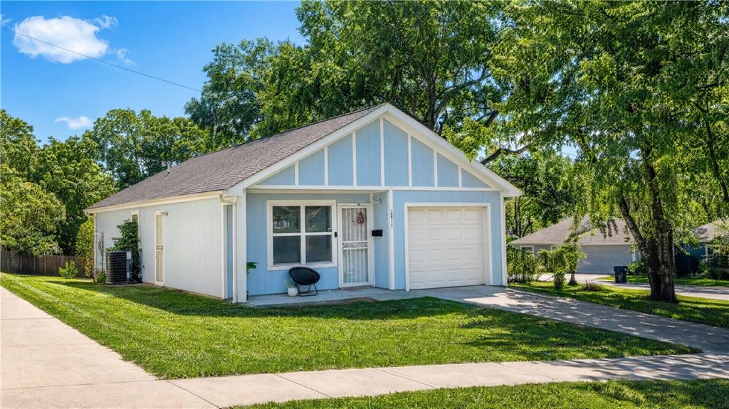 2817 Kensington Avenue Property Photo 1
