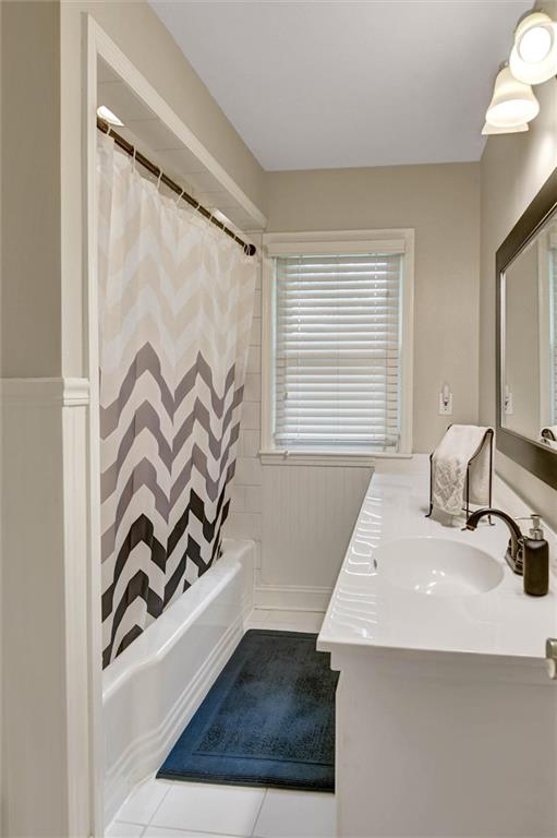 904 W 96th Street Property Photo 10