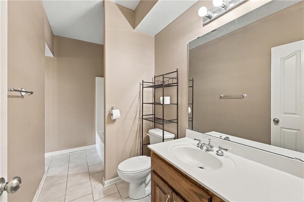 38600 E Parrent Road Property Photo 39