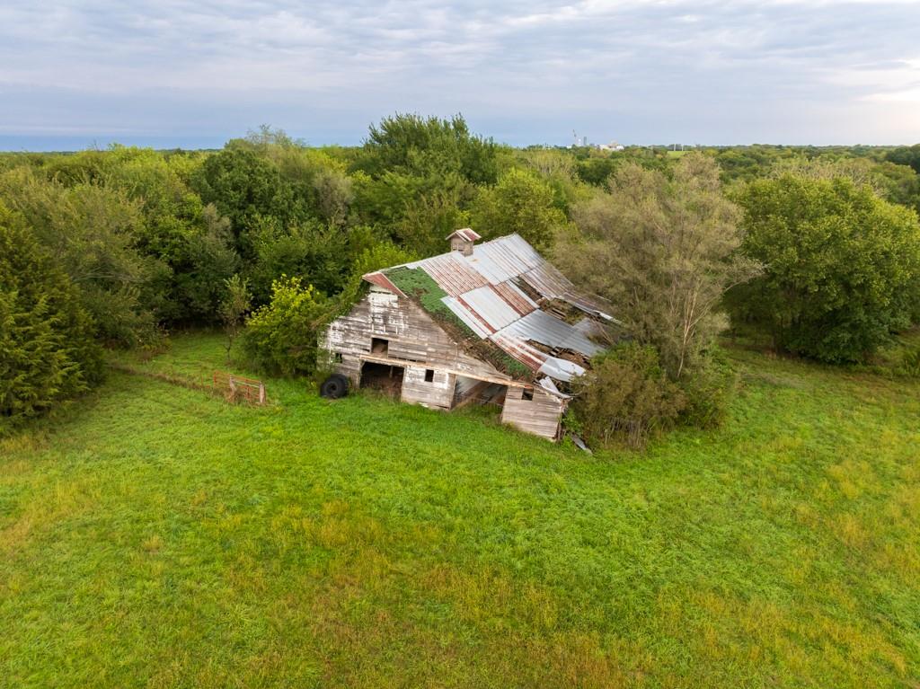 3479 Ne Dixon Road Property Photo 15