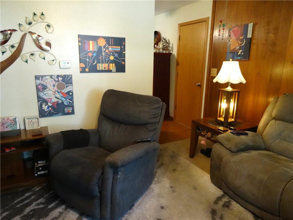 502 E Atkison Avenue Property Photo 6