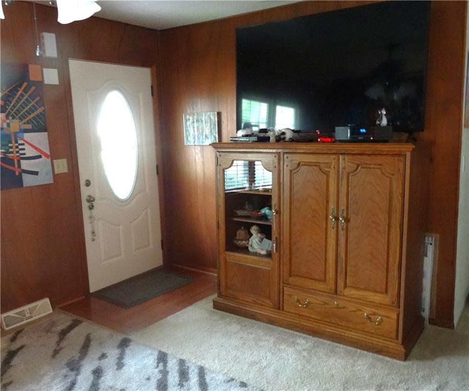502 E Atkison Avenue Property Photo 7
