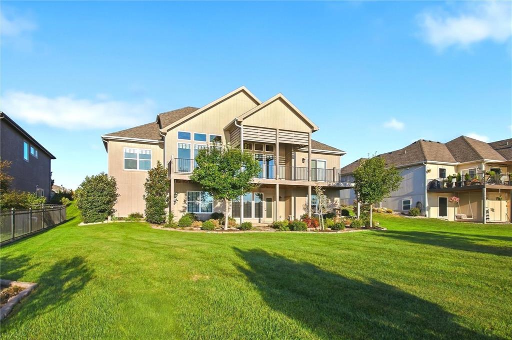 4313 Lakeshore Drive Property Photo 4