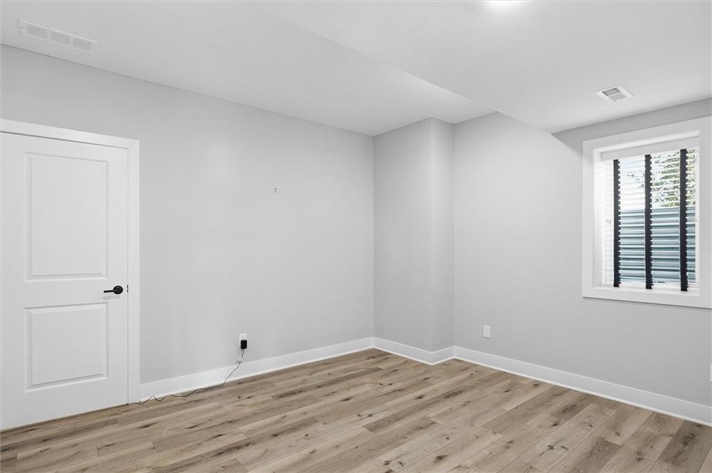 4313 Lakeshore Drive Property Photo 27