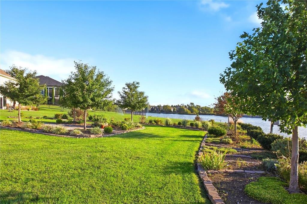4313 Lakeshore Drive Property Photo 36