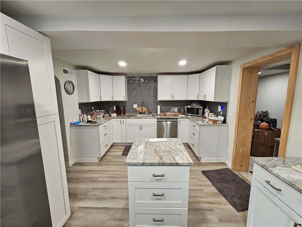 6108 Merriam Lane Property Photo 5