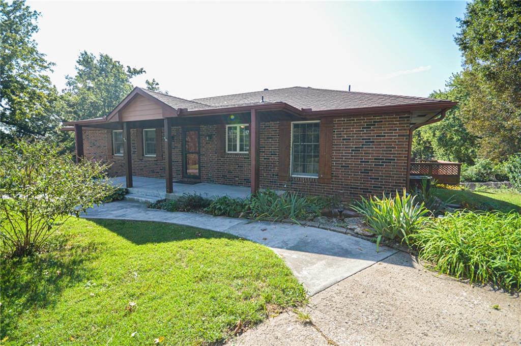 18705 E Independence Avenue Property Photo 3
