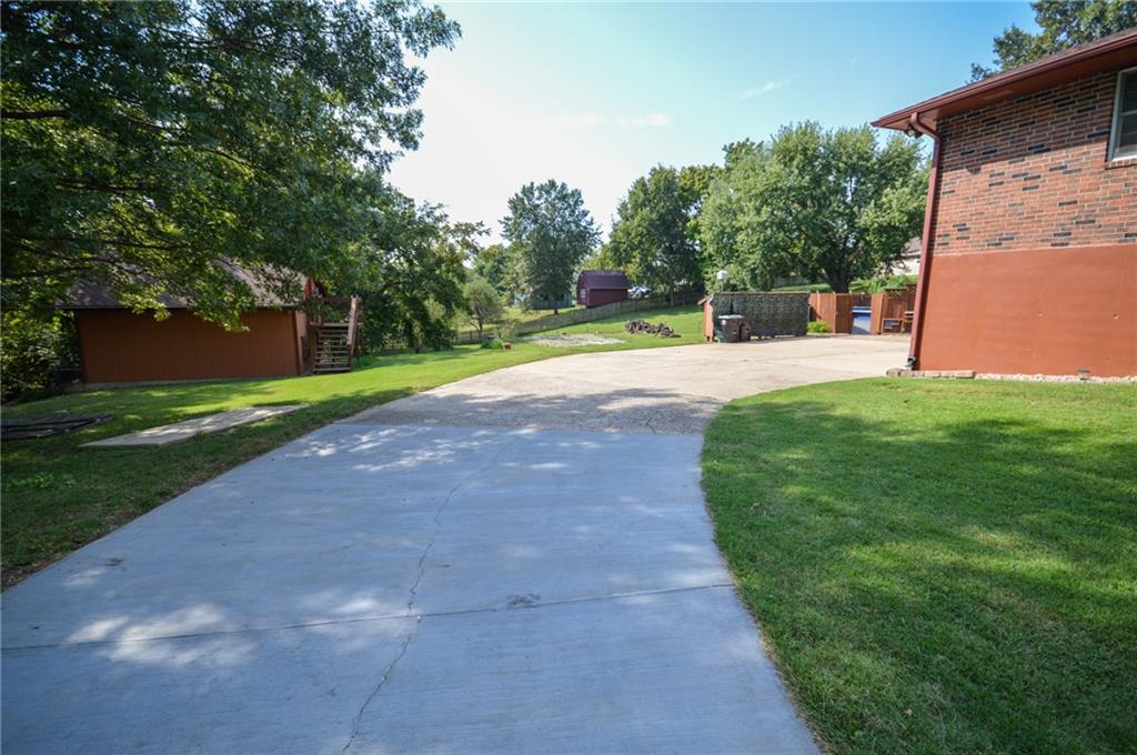 18705 E Independence Avenue Property Photo 6