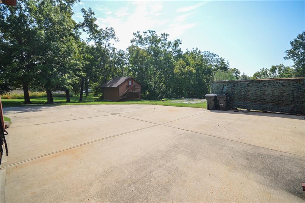 18705 E Independence Avenue Property Photo 10