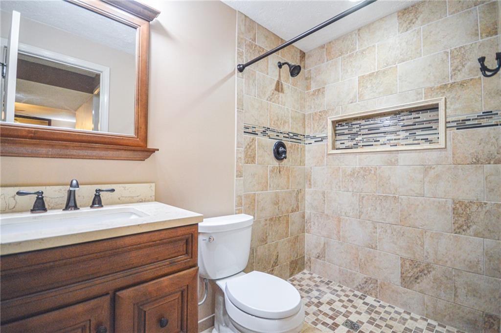18705 E Independence Avenue Property Photo 47