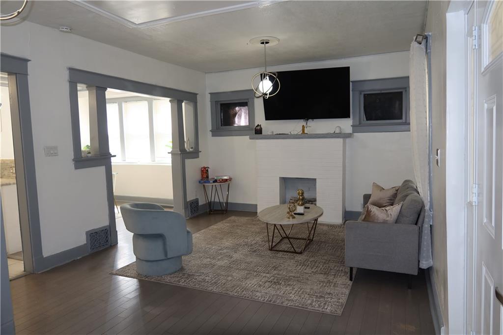147 Kensington Avenue Property Photo 3