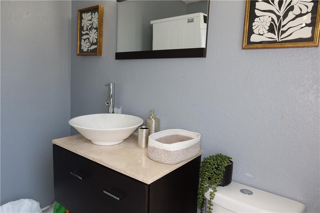 147 Kensington Avenue Property Photo 10