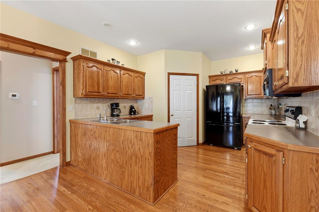 1513 Ne Craigievar Drive Property Photo 11