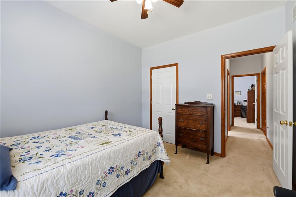 1513 Ne Craigievar Drive Property Photo 27