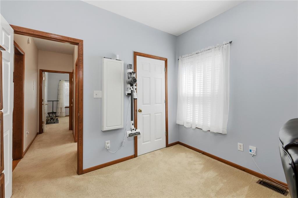 1513 Ne Craigievar Drive Property Photo 29