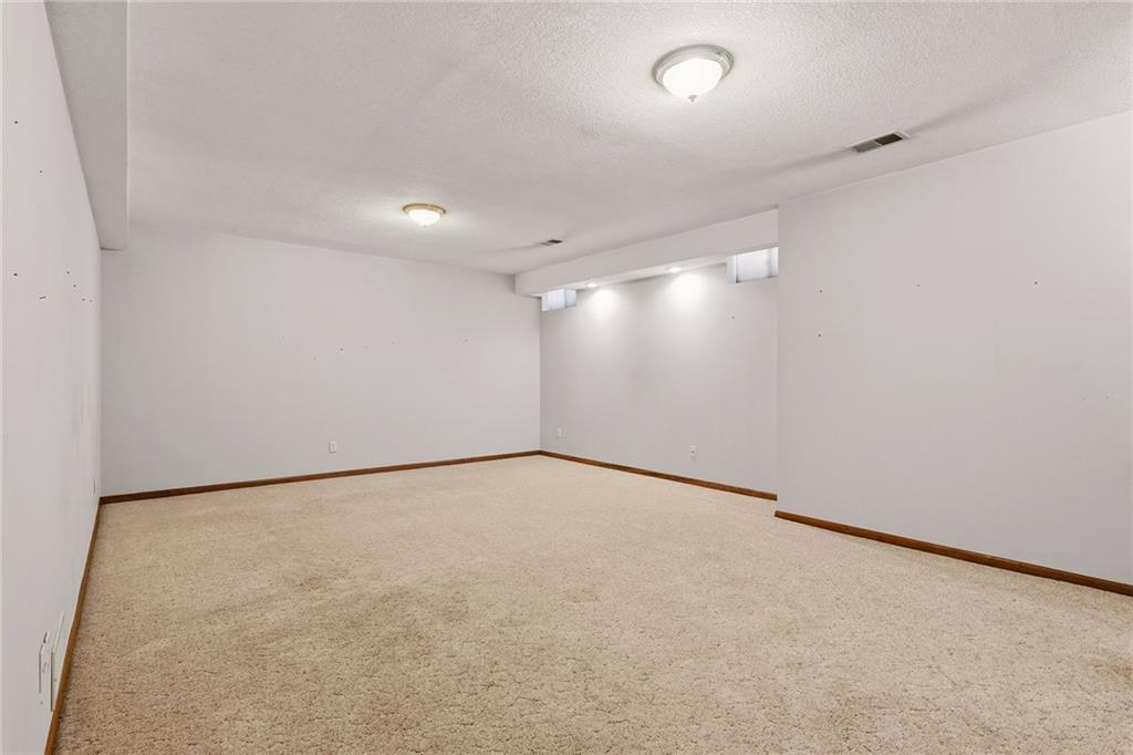 1513 Ne Craigievar Drive Property Photo 32