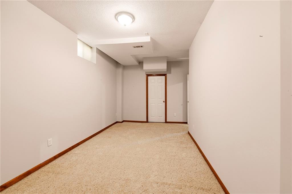 1513 Ne Craigievar Drive Property Photo 34