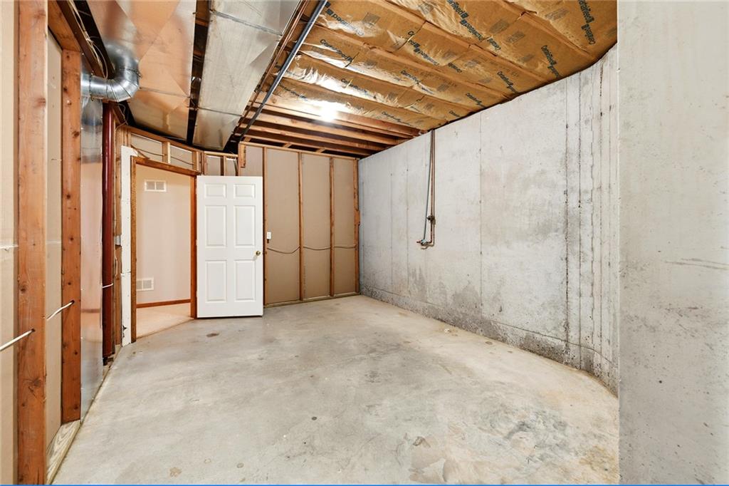 1513 Ne Craigievar Drive Property Photo 37