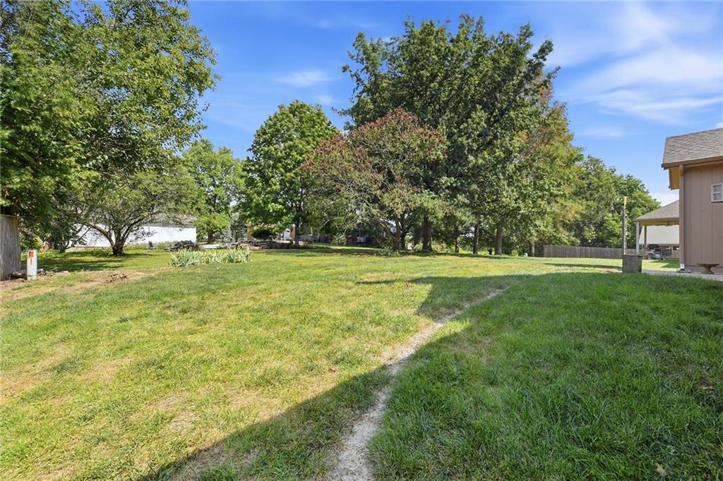 1513 Ne Craigievar Drive Property Photo 41