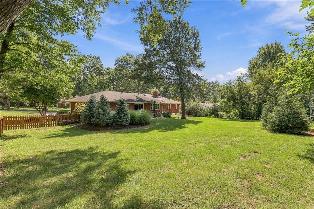 9500 Meadow Lane Property Photo 29