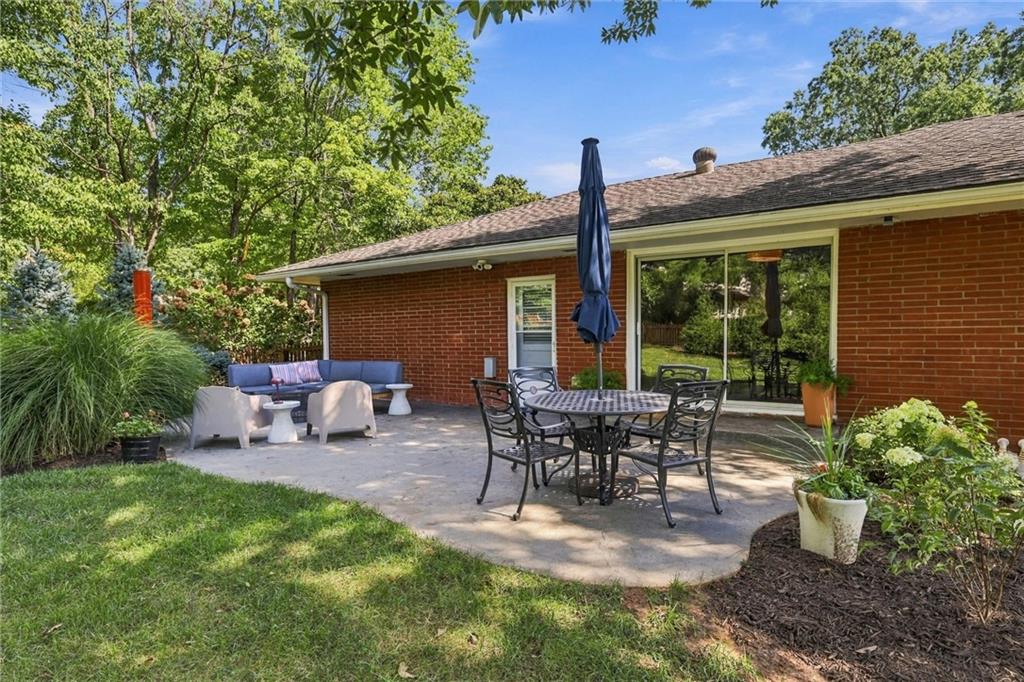 9500 Meadow Lane Property Photo 31