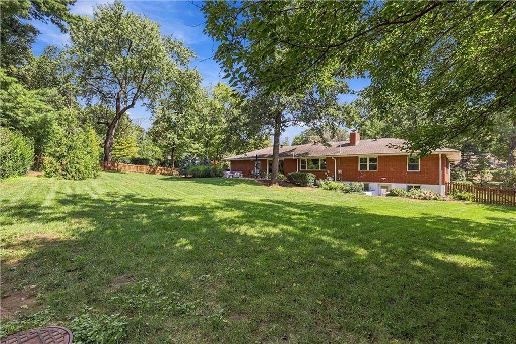 9500 Meadow Lane Property Photo 33