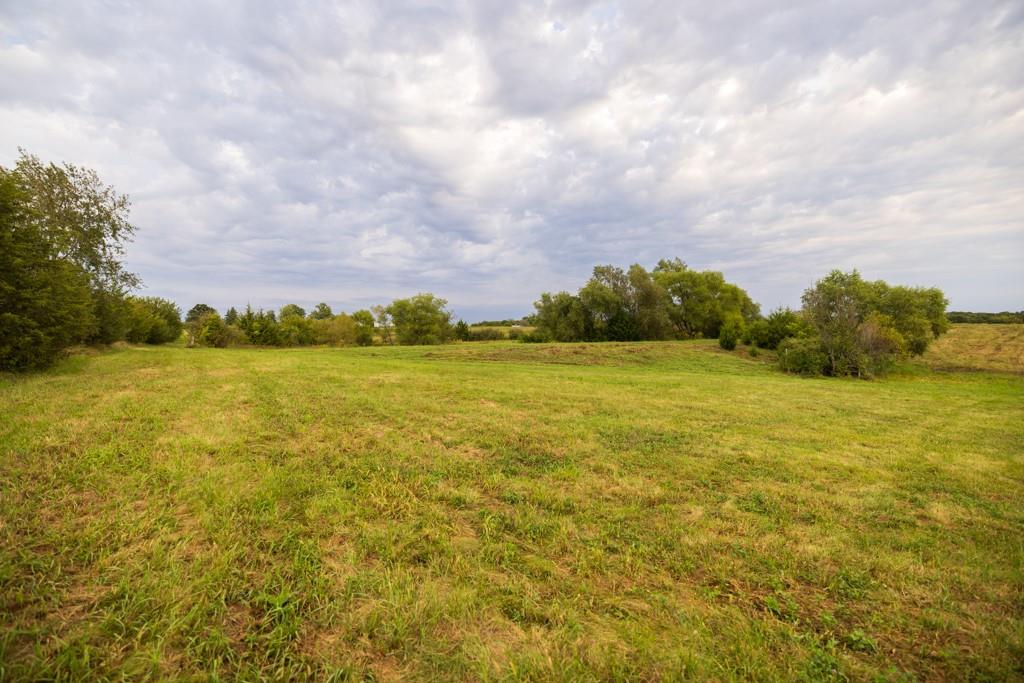 Ne Dixon Road Property Photo 18