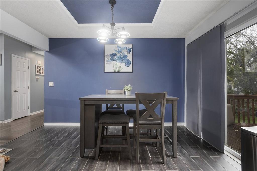 11312 W 77th Street Property Photo 4