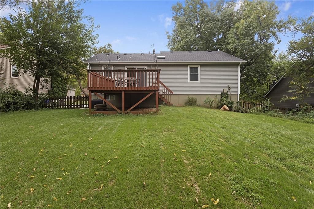 11312 W 77th Street Property Photo 20