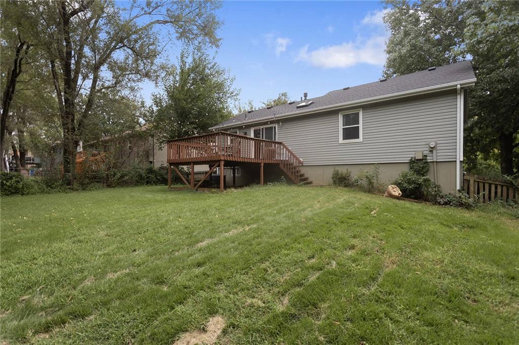 11312 W 77th Street Property Photo 21