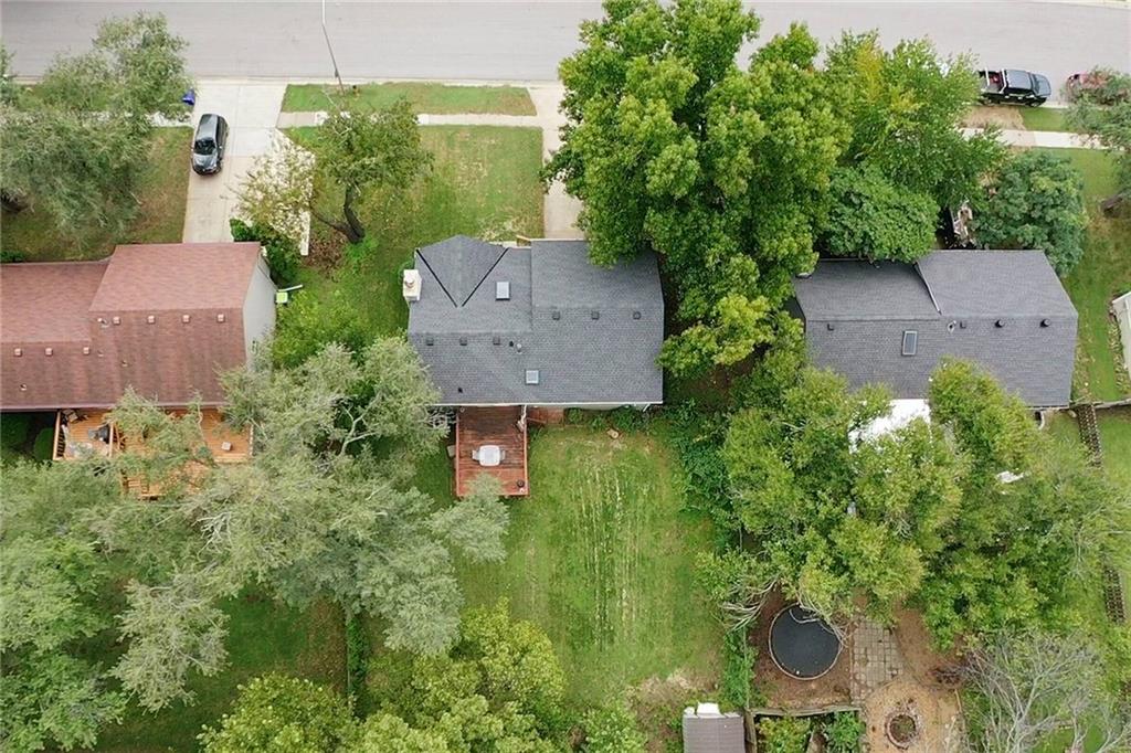 11312 W 77th Street Property Photo 26