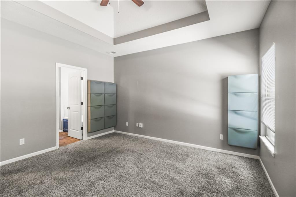618 Nw Walnut Street Property Photo 18