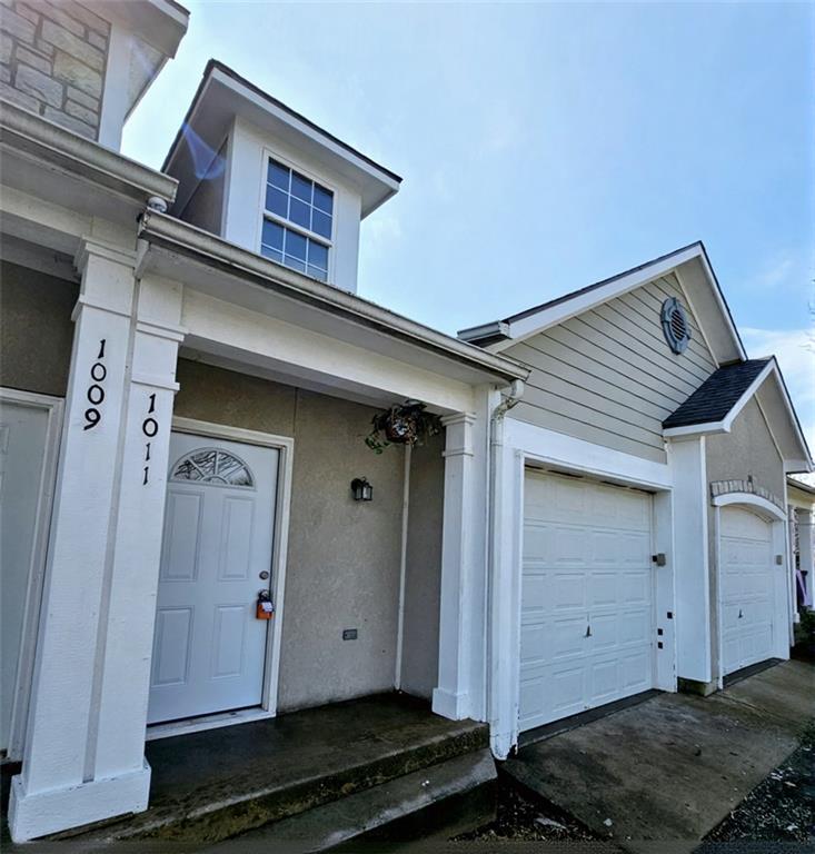 1003 N Findley Street Property Photo 3