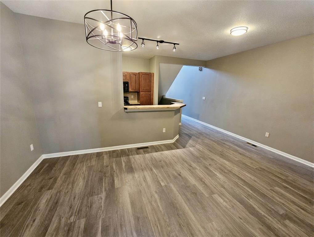 1003 N Findley Street Property Photo 9