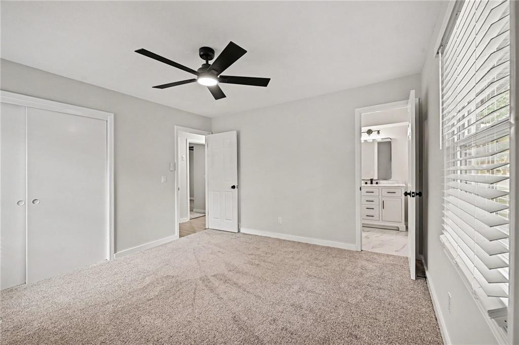 10004 Lydia Avenue Property Photo 11