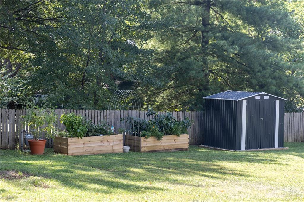 1829 152nd Circle Property Photo 8