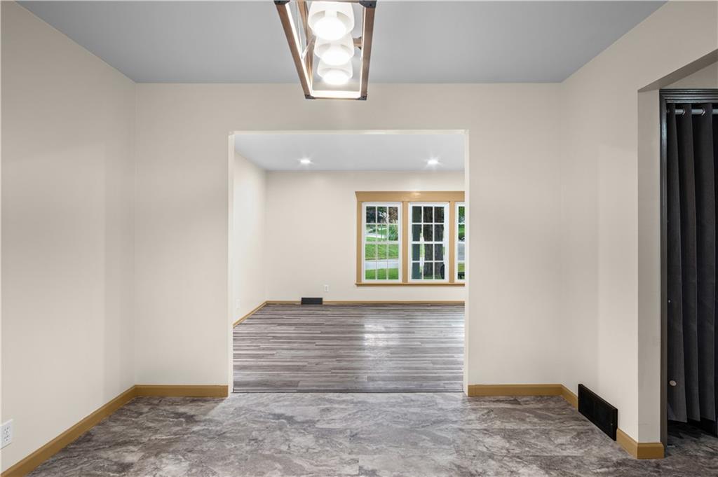 4806 Stonecrest Terrace Property Photo 8