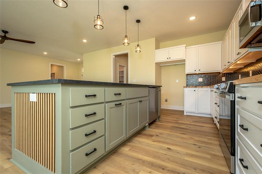 1018 Bluestem Circle Property Photo 14