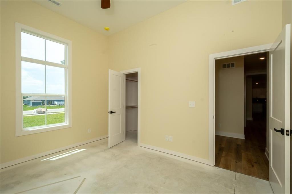 1018 Bluestem Circle Property Photo 27