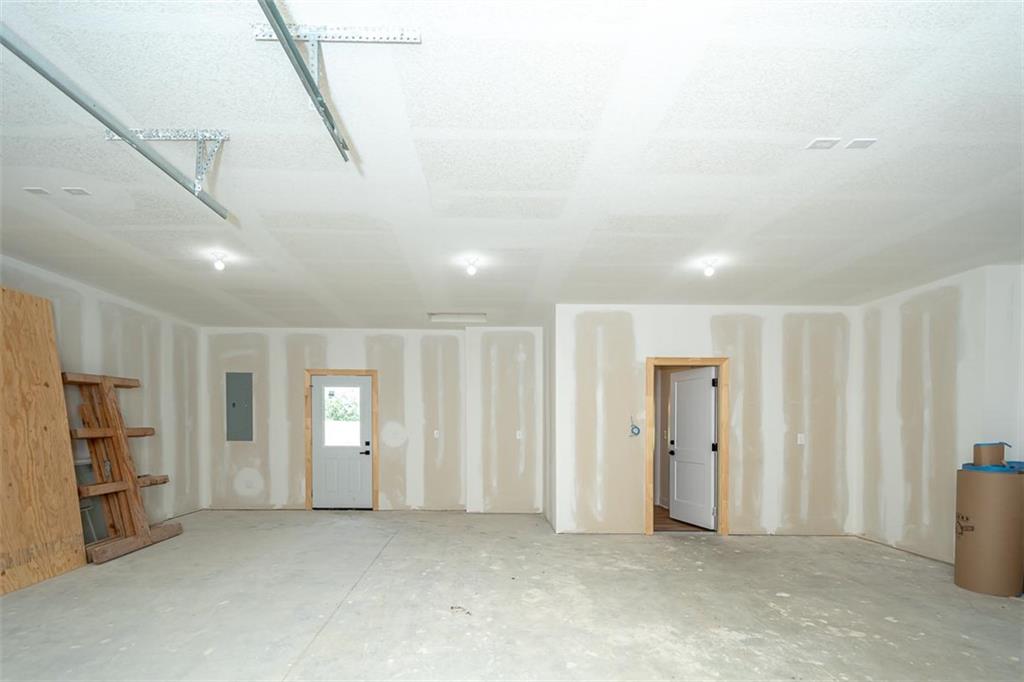 1018 Bluestem Circle Property Photo 39