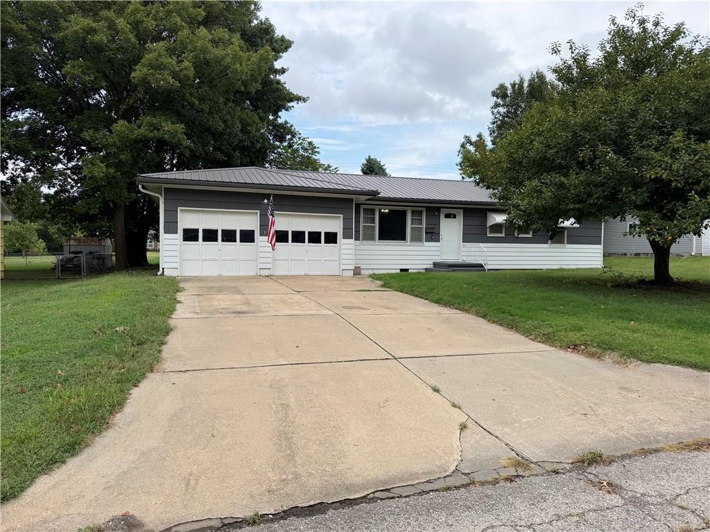 237 Kaw Avenue Property Photo 1