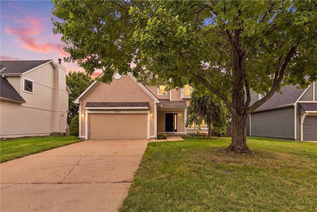 12001 S Rene Street Property Photo 2