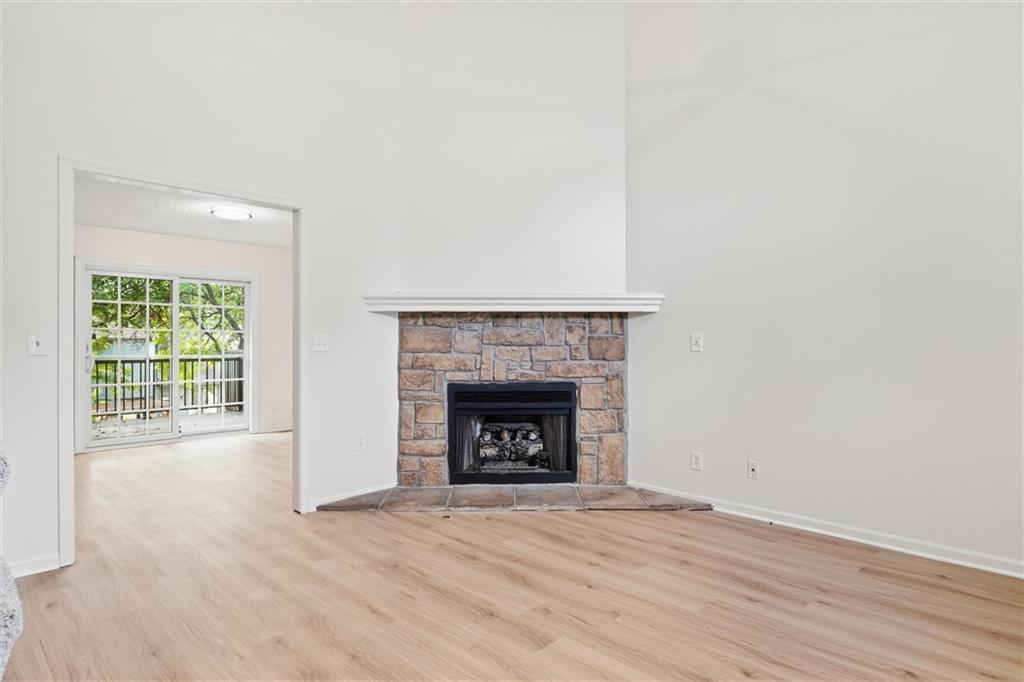 11605 W 113th Street Property Photo 5