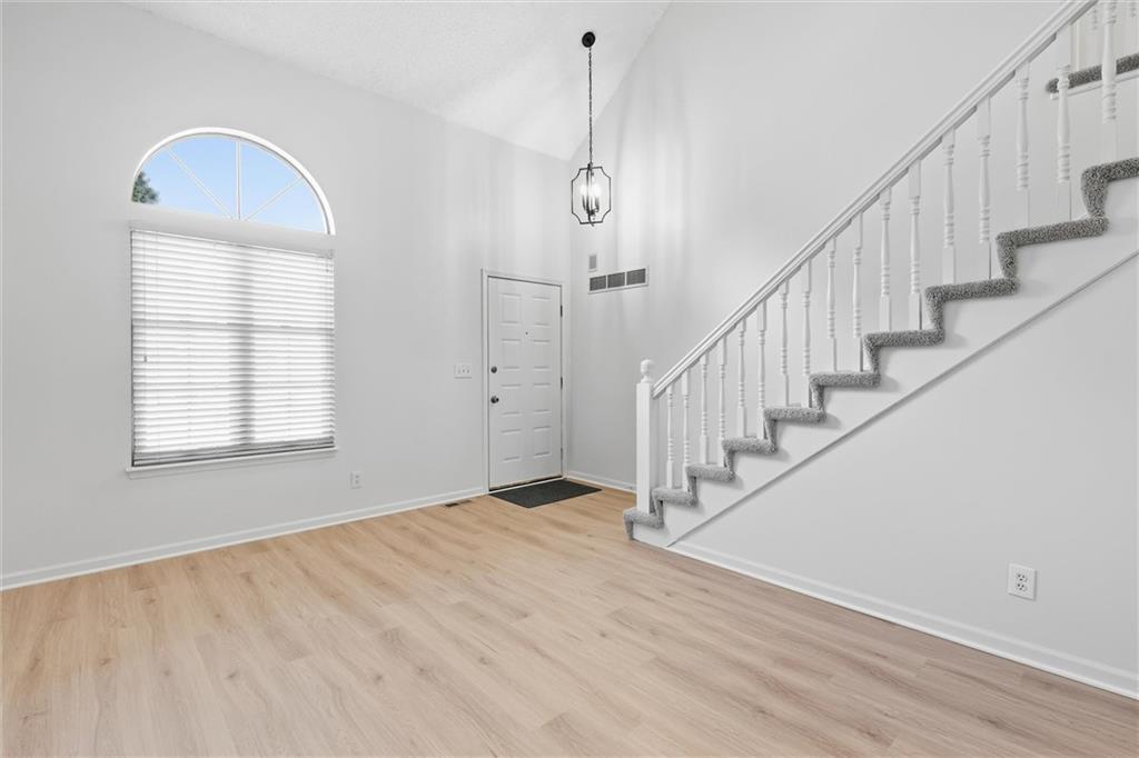 11605 W 113th Street Property Photo 7