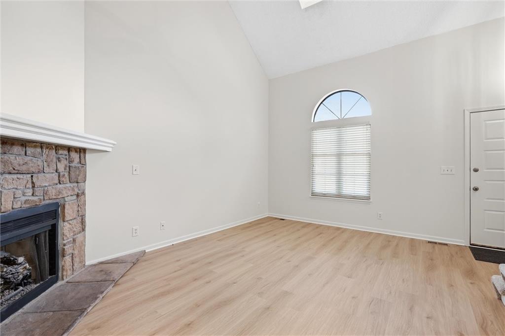 11605 W 113th Street Property Photo 8
