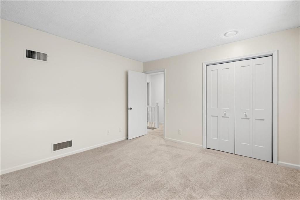 11605 W 113th Street Property Photo 27