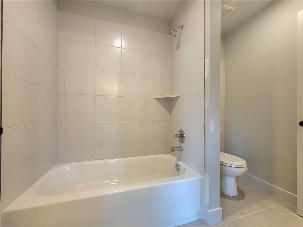 18232 Oakmont Street Property Photo 23