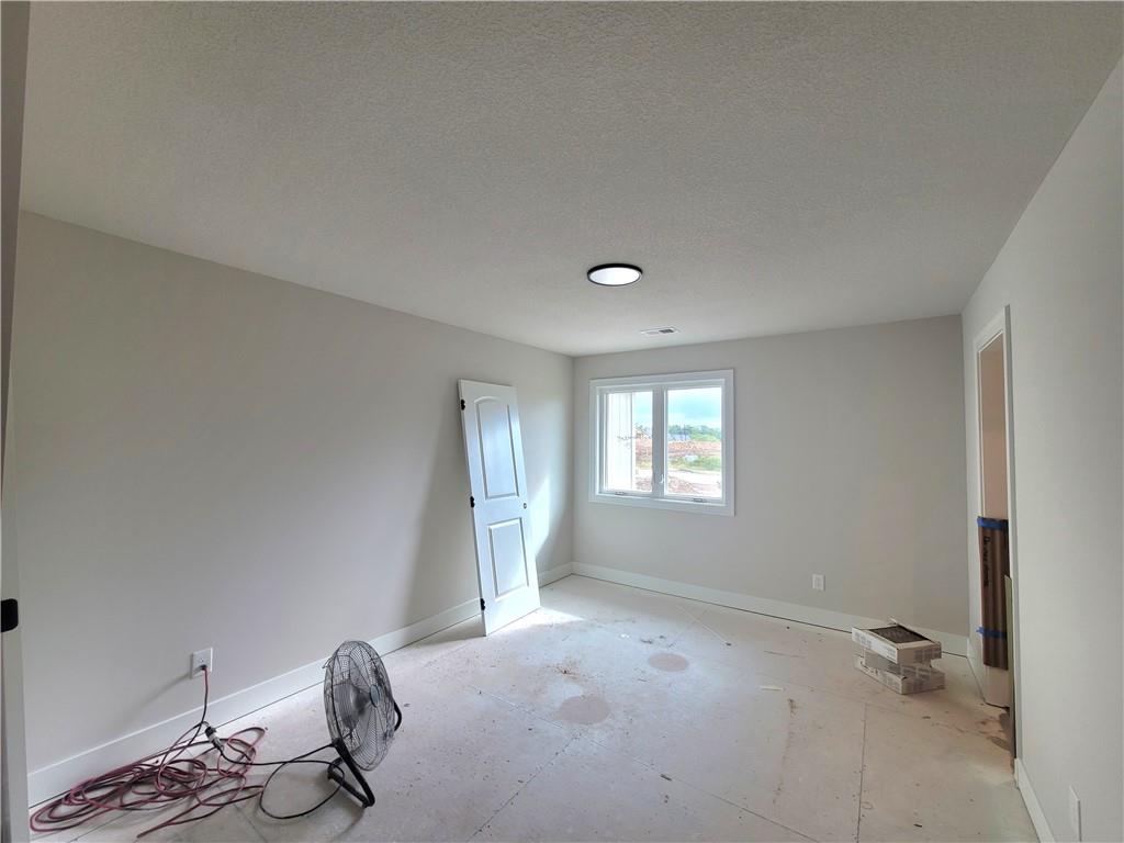 18261 Earnshaw Street Property Photo 18